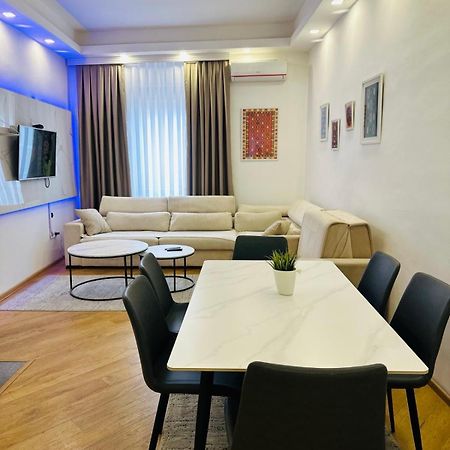 Relax Exclusive Apartment Free Public Parking ซาราเยโว ภายนอก รูปภาพ