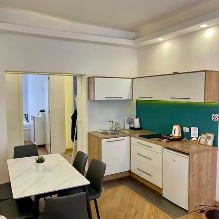 Relax Exclusive Apartment Free Public Parking ซาราเยโว ภายนอก รูปภาพ