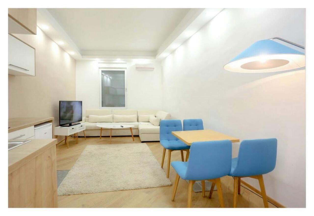 Relax Exclusive Apartment Free Public Parking ซาราเยโว ภายนอก รูปภาพ