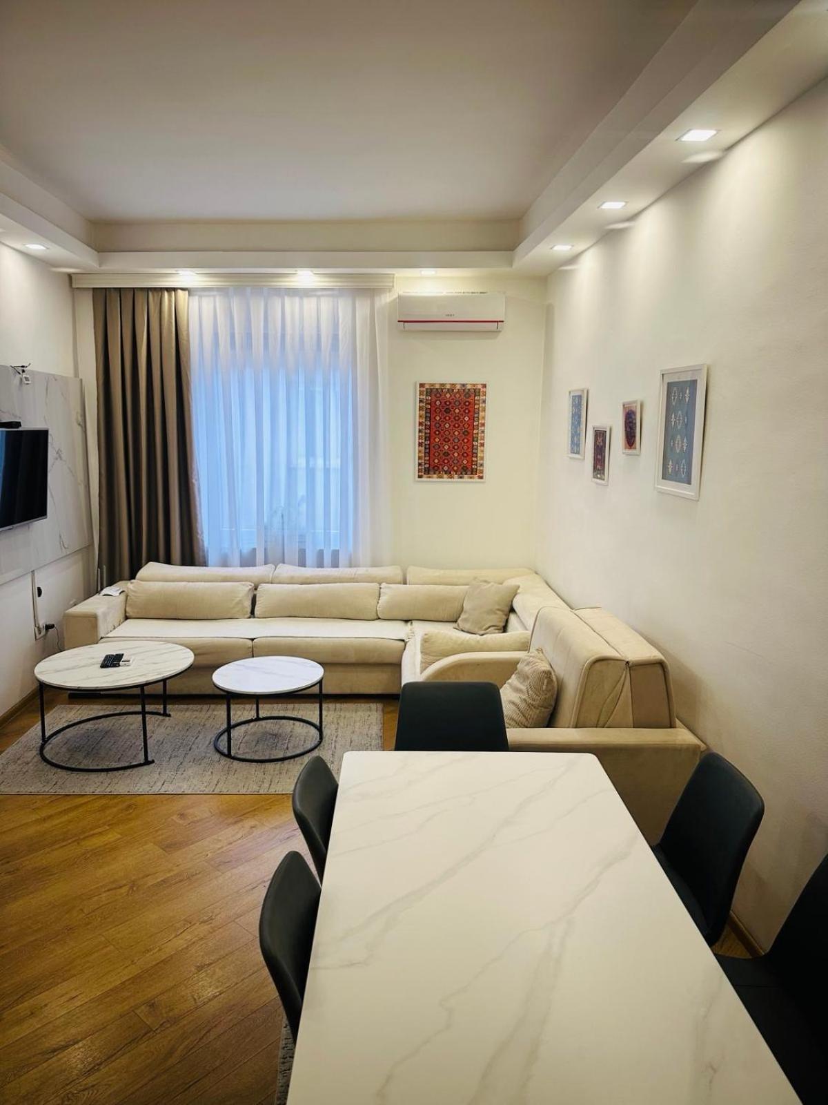 Relax Exclusive Apartment Free Public Parking ซาราเยโว ภายนอก รูปภาพ